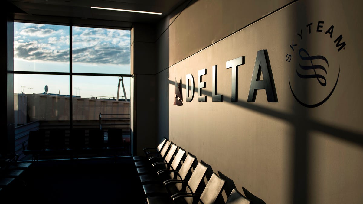 Too nervous to buy a plane ticket? Delta Air Lines just sweetened the pot amid COVID surge