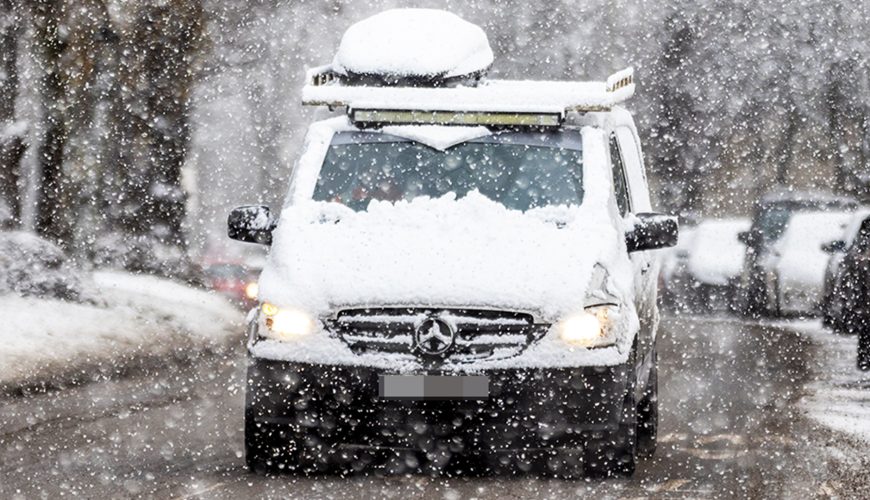 UK weather: Brits brace for White Christmas with 10cm of snow to hit in HOURS bringing power cut warning & travel chaos