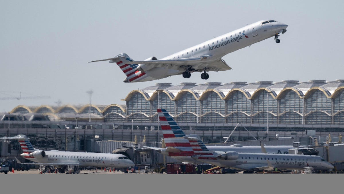 American Airlines passenger sentenced after aggressive behavior, deploying slide last year