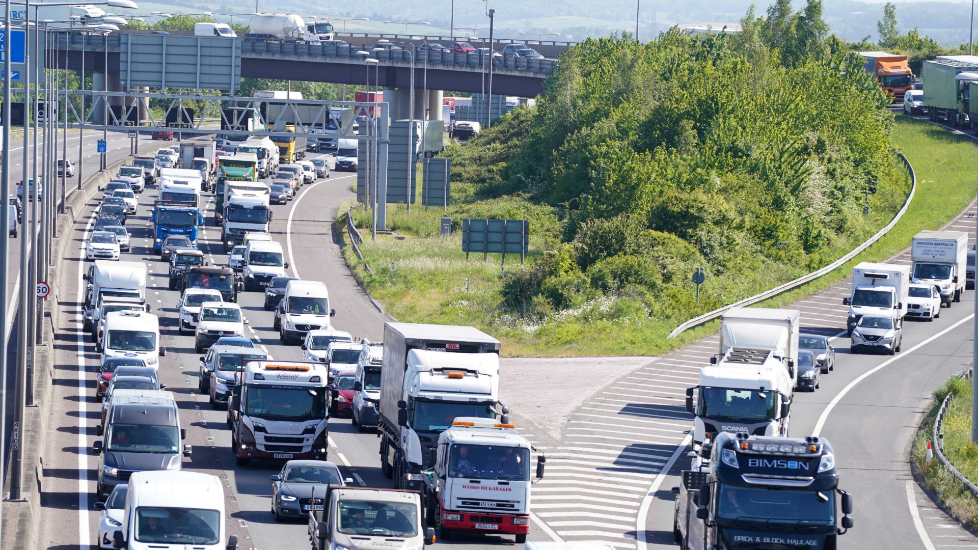 Thousands of drivers face delays for WEEKS with road closures near M25 and Dartford Crossing set to spark travel chaos